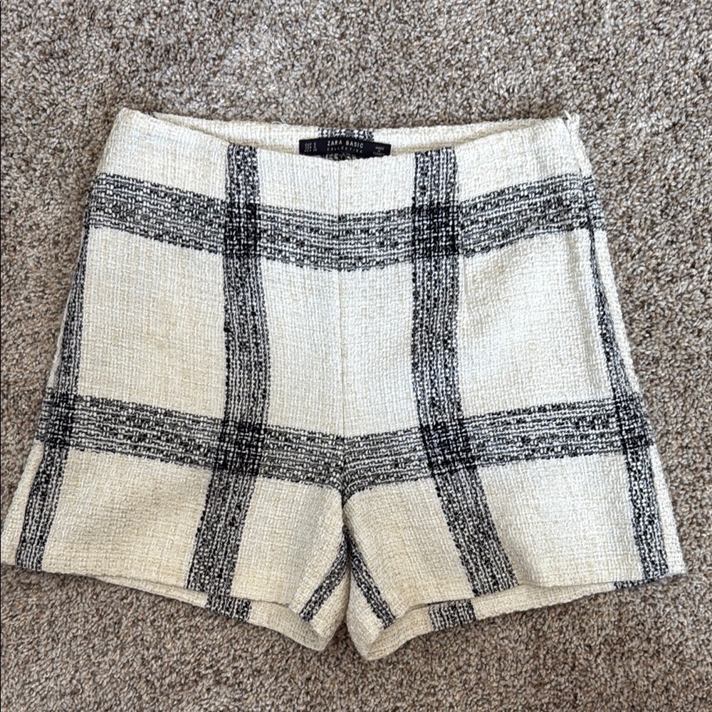 Zara Black and White High Waist Plaid Shorts